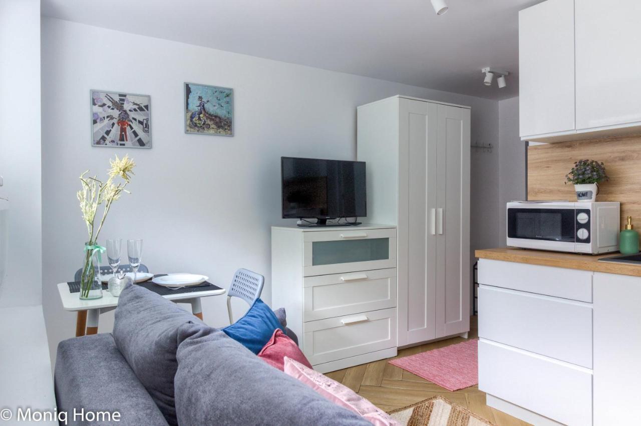 M&R Apartament Smart&Bright Batorego 16, Netflix, Free Wifi, Metro I Park Pole Mokotowskie, Stodola, Self Check-In, 5 Minut Od Centrum วอร์ซอ ภายนอก รูปภาพ